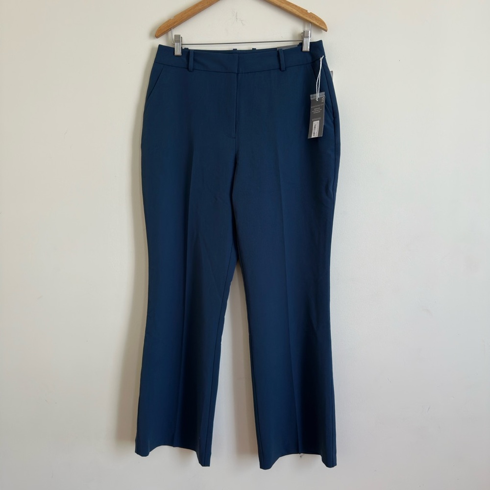 Worthington || woman’s wrinkle free blue trousers size 10